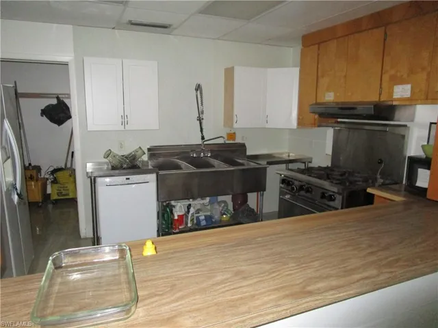 Clubhouse kitchen