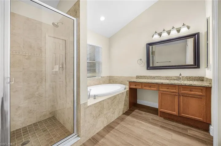 120 SE 4th  TER, Cape Coral, FL 33990