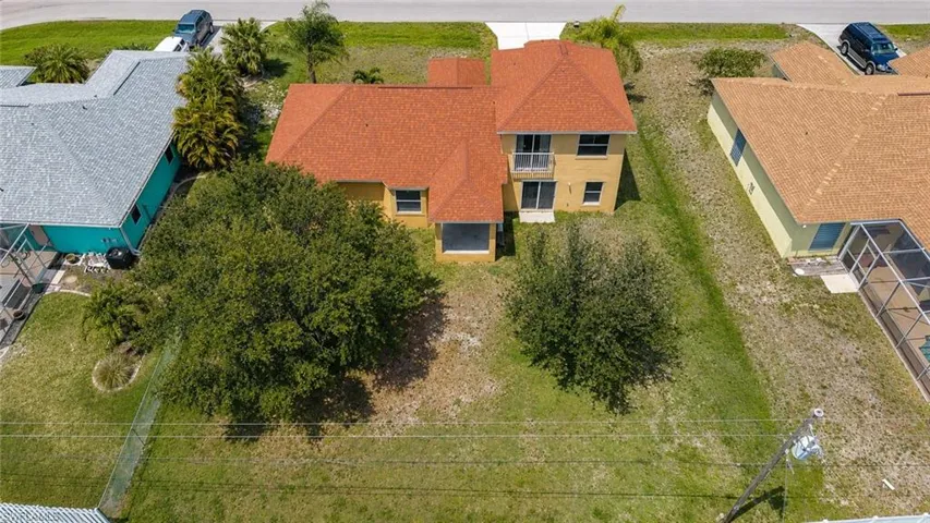 120 SE 4th  TER, Cape Coral, FL 33990