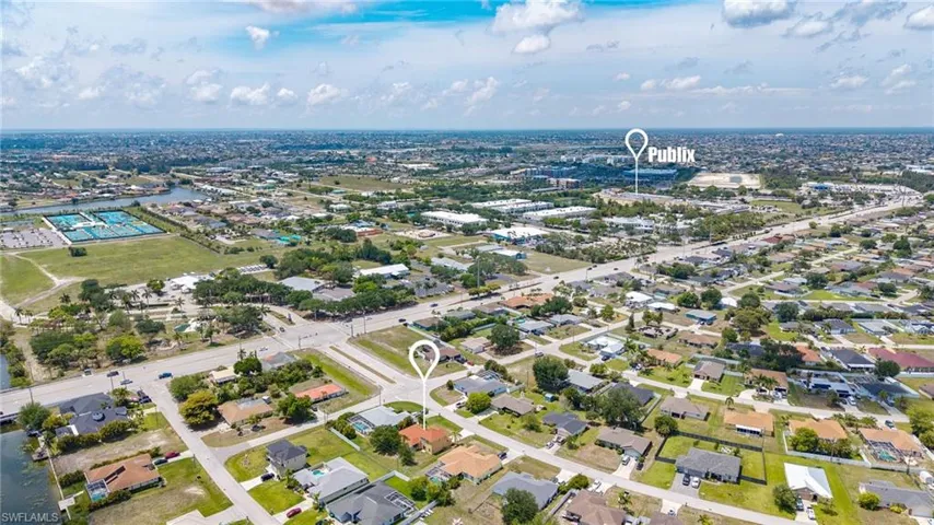 120 SE 4th  TER, Cape Coral, FL 33990