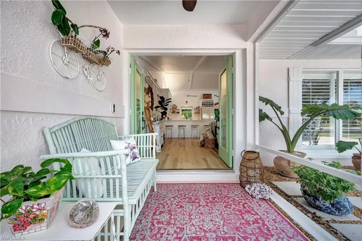 Front Lanai