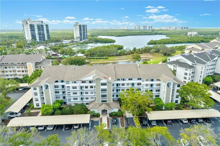 360 Horse Creek sits on the edge of Tarpon Cove