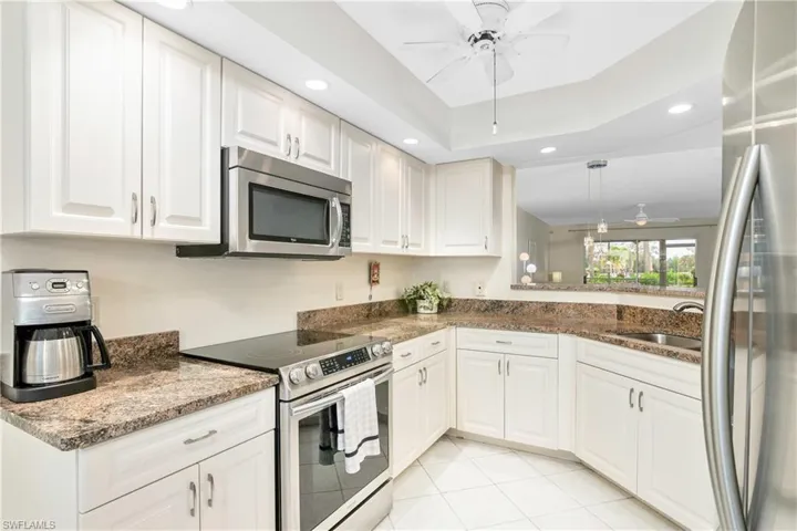 360  Horse Creek  DR, Naples, FL 34110