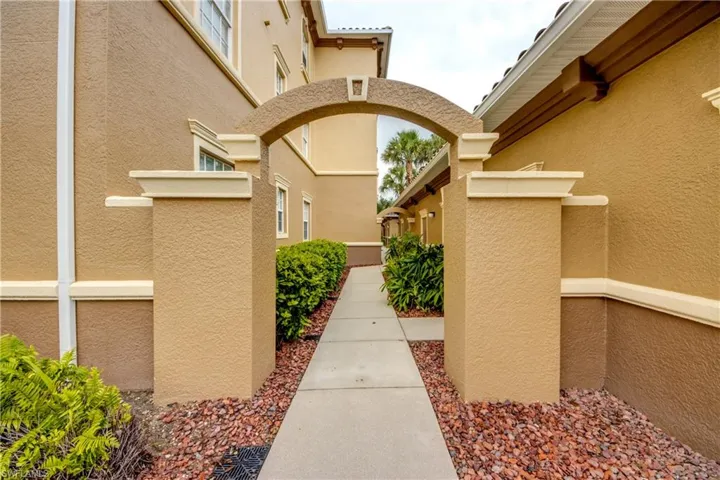 3804 Agualinda Blvd 102, Cape Coral, Florida 33914