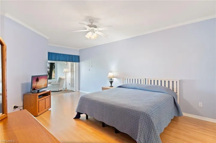 Spacious Master Bedroom. Adjustable King Size Bed.