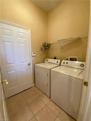 2677 Blue Cypress Lake Ct, Cape Coral, Florida 33909
