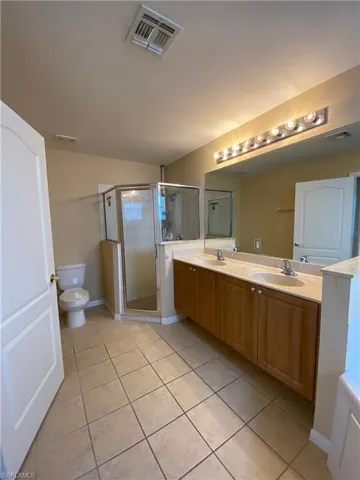 2677 Blue Cypress Lake Ct, Cape Coral, Florida 33909