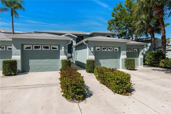 905 New Waterford Dr # 204, Naples Fl 34104