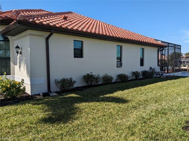 Looks like a new house!