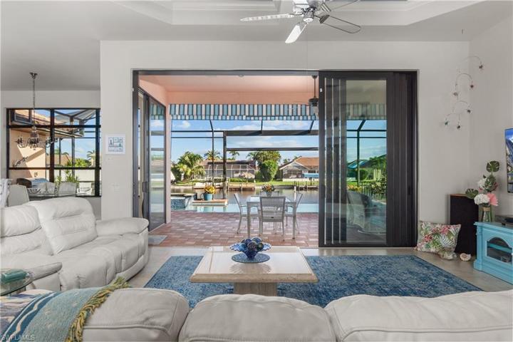 enjoy the water view and the breeze
