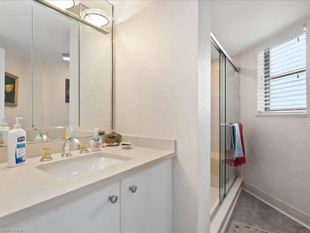 6075 Pelican Bay Blvd 506, Naples, Florida 34108