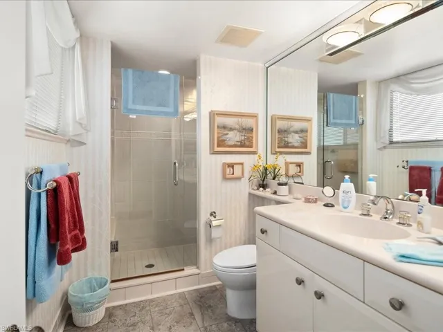 6075 Pelican Bay Blvd 506, Naples, Florida 34108
