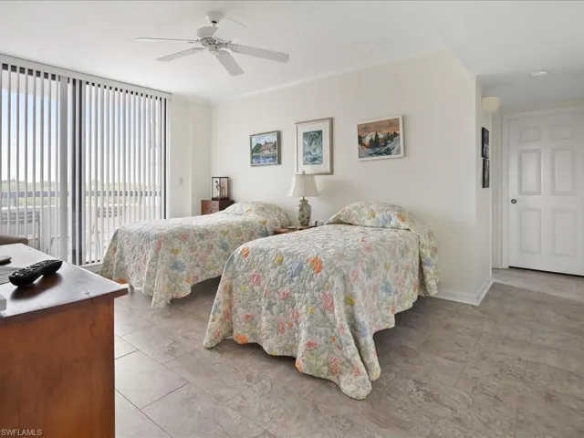 6075 Pelican Bay Blvd 506, Naples, Florida 34108