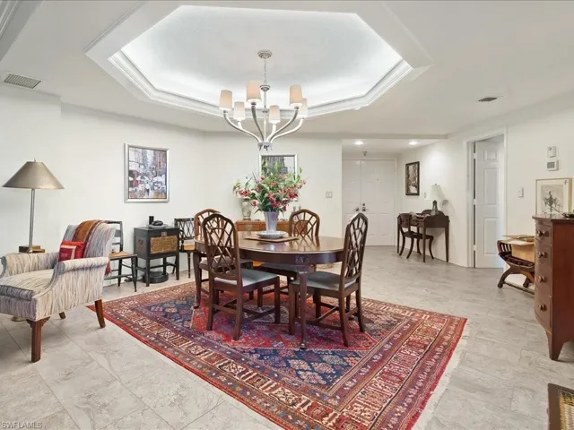 6075 Pelican Bay Blvd 506, Naples, Florida 34108