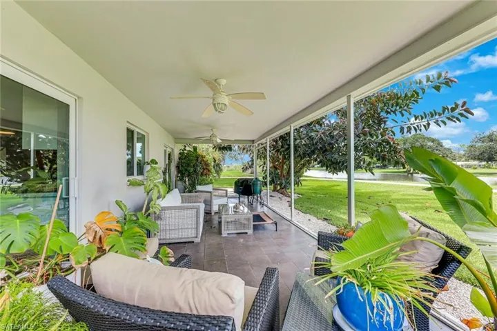 4333 Beechwood Lake Dr, Naples, Florida 34112