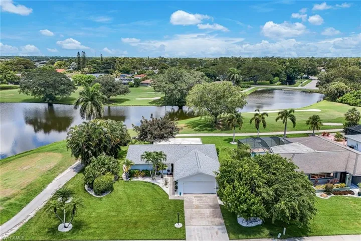 4333 Beechwood Lake Dr, Naples, Florida 34112
