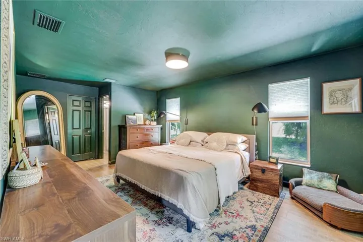 4333 Beechwood Lake Dr, Naples, Florida 34112