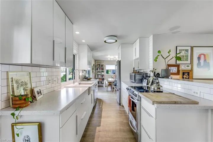 4333 Beechwood Lake Dr, Naples, Florida 34112