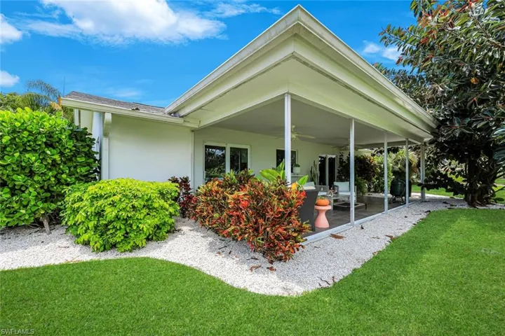 4333 Beechwood Lake Dr, Naples, Florida 34112