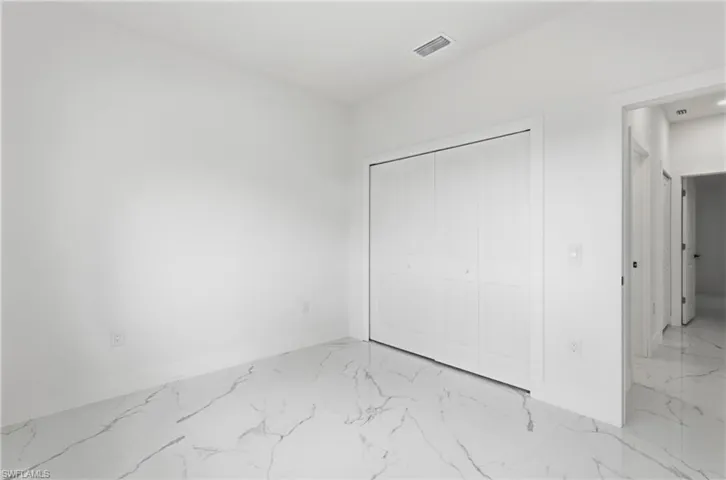 161 Blackstone Dr, Fort Myers, Florida 33913