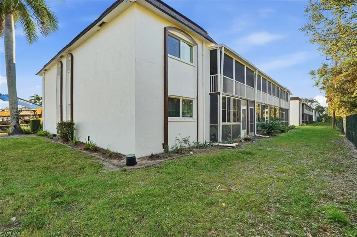 2828  Jackson  ST, Fort Myers, FL 33901