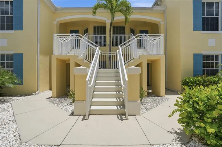 14531 Abaco Lakes Dr 102, Fort Myers, Florida 33908