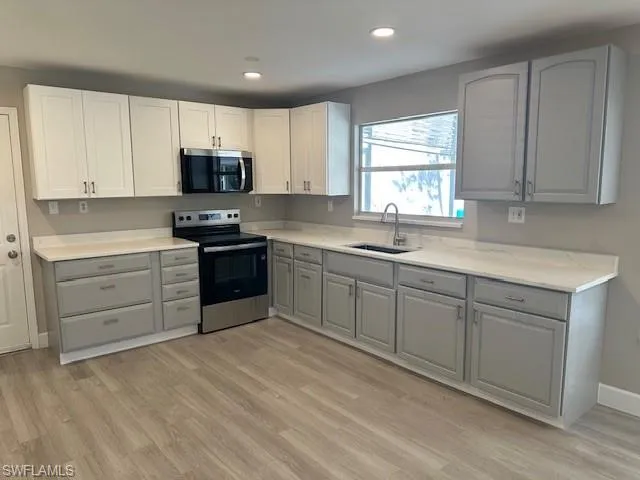 25168  Pinson  DR, Bonita Springs, FL 34135