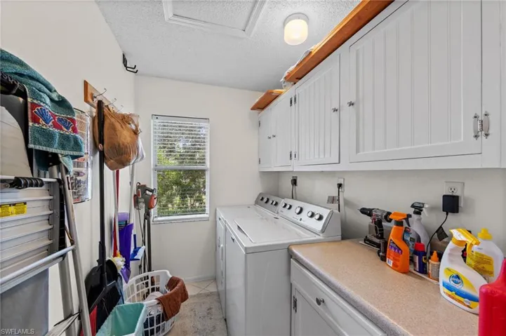 621  Squire  CIR, Naples, FL 34104