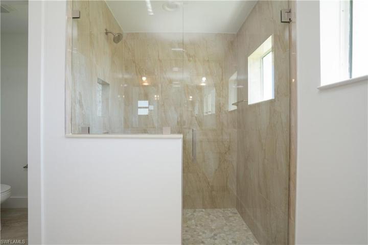 4008  9th SW ST, LEHIGH ACRES, FL 33976