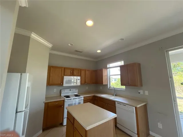 3216  36th SW ST, Lehigh Acres, FL 33976
