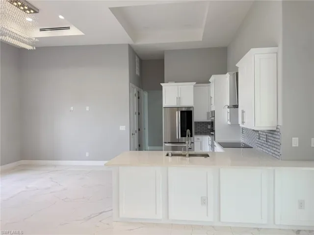 124 Sw 31st Pl, Cape Coral, Florida 33991