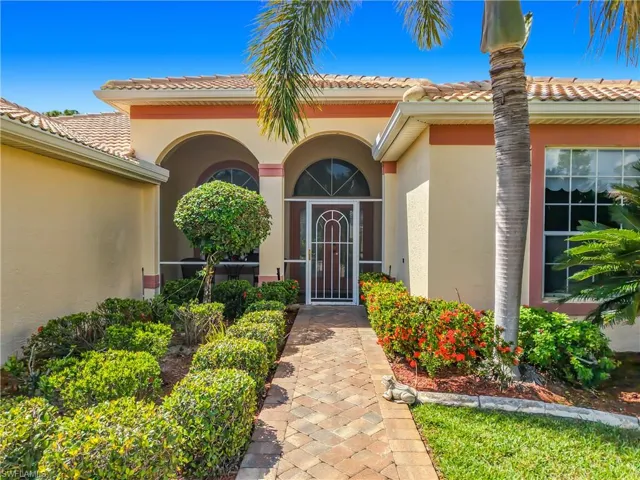 2571 Palo Duro Blvd, North Fort Myers, Florida 33917