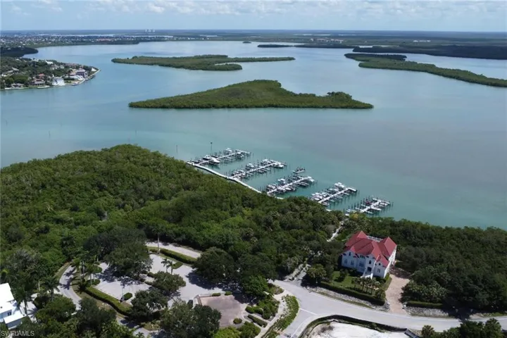 792 Whiskey Creek Dr, Marco Island, Florida 34145