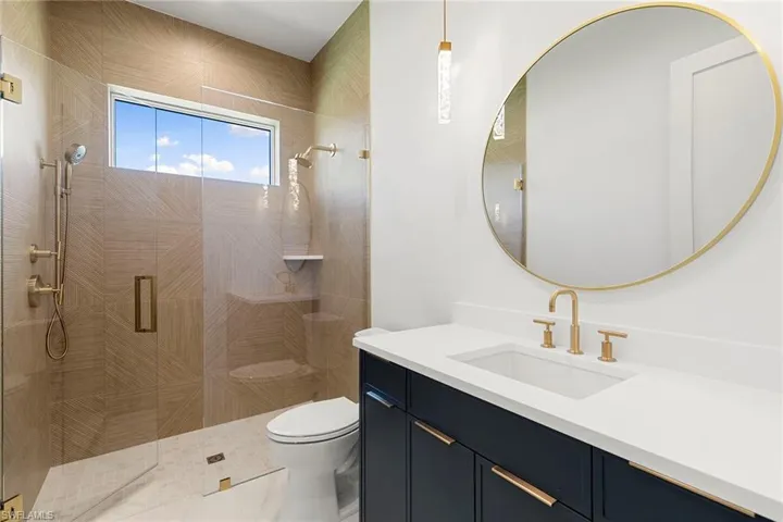 5th Bathroom