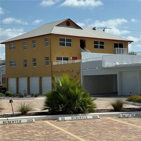 2550 Estero Blvd 12, Fort Myers Beach, Florida 33931