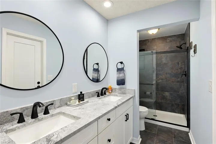 595 Mardel Dr 408, Naples, Florida 34104