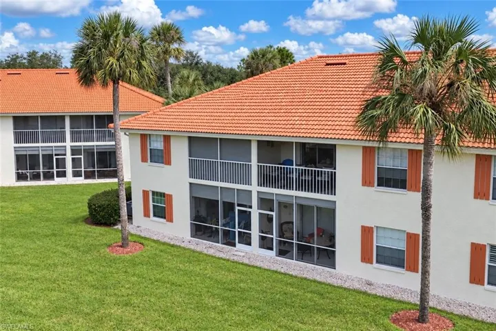 595 Mardel Dr 408, Naples, Florida 34104