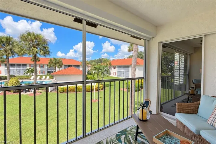 595 Mardel Dr 408, Naples, Florida 34104