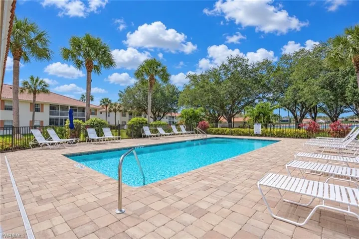 595 Mardel Dr 408, Naples, Florida 34104