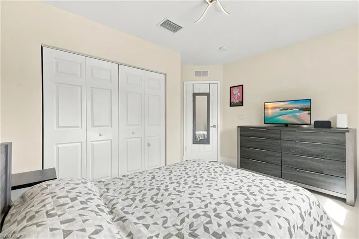 1740 Birdie Dr, Naples, Florida 34120