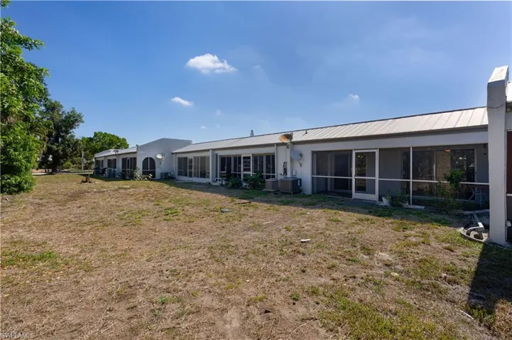 4608 SE 4th  PL, Cape Coral, FL 33904