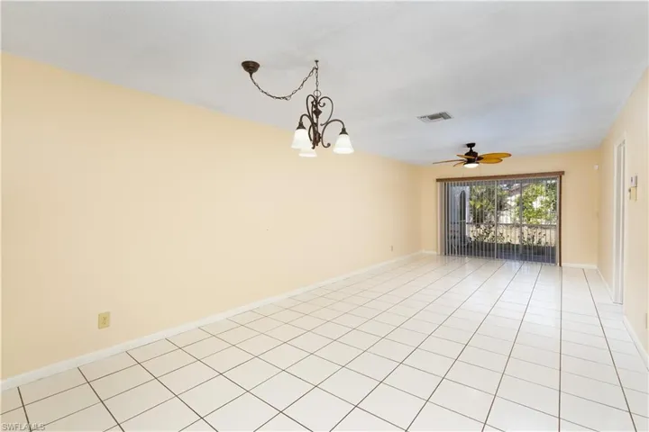 4608 SE 4th  PL, Cape Coral, FL 33904