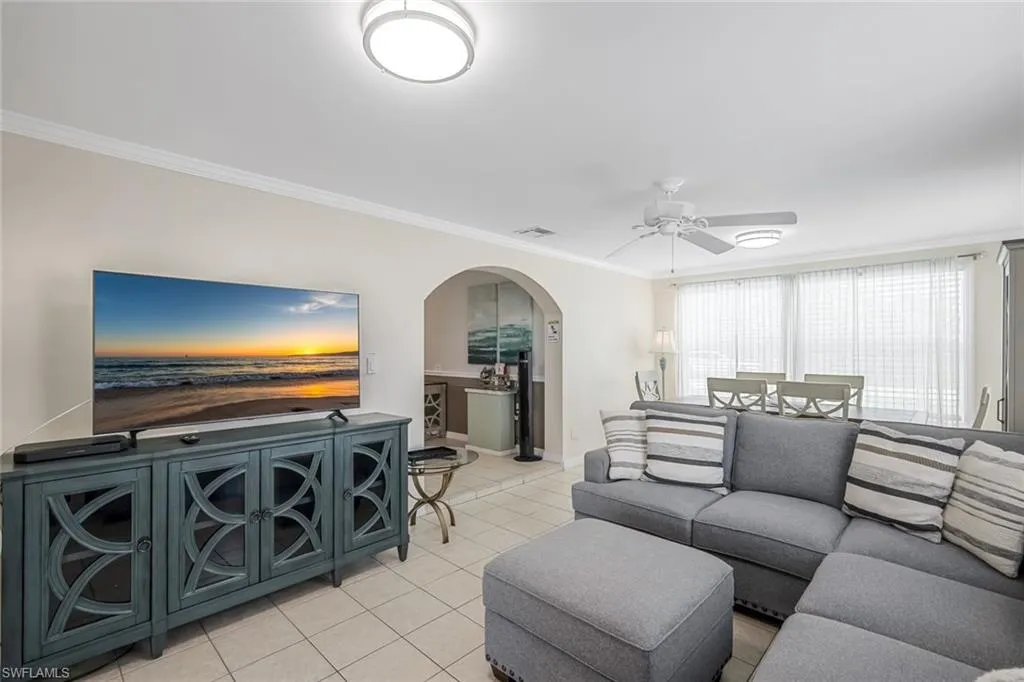 814 107th AVE, Naples, FL 34108,225014829