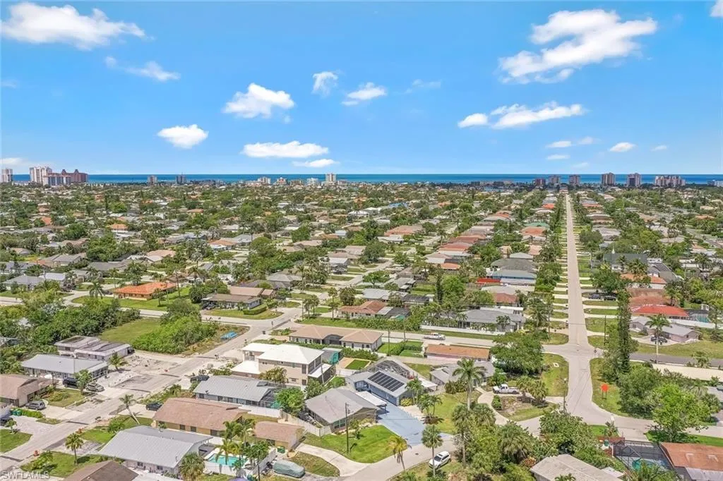814 107th AVE, Naples, FL 34108,225014829