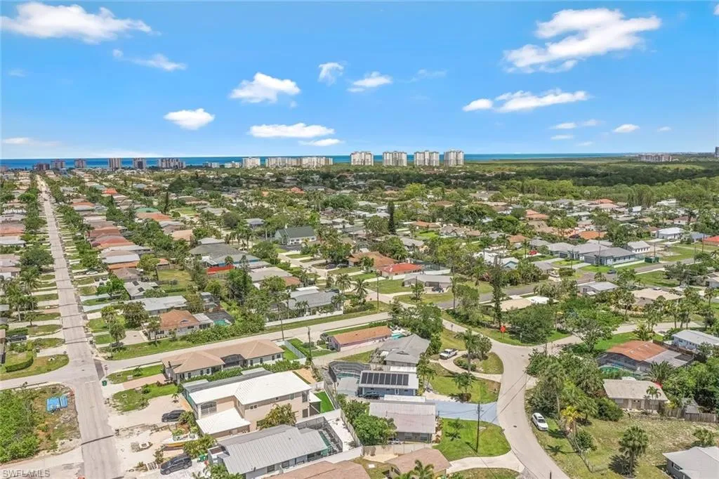 814 107th AVE, Naples, FL 34108,225014829