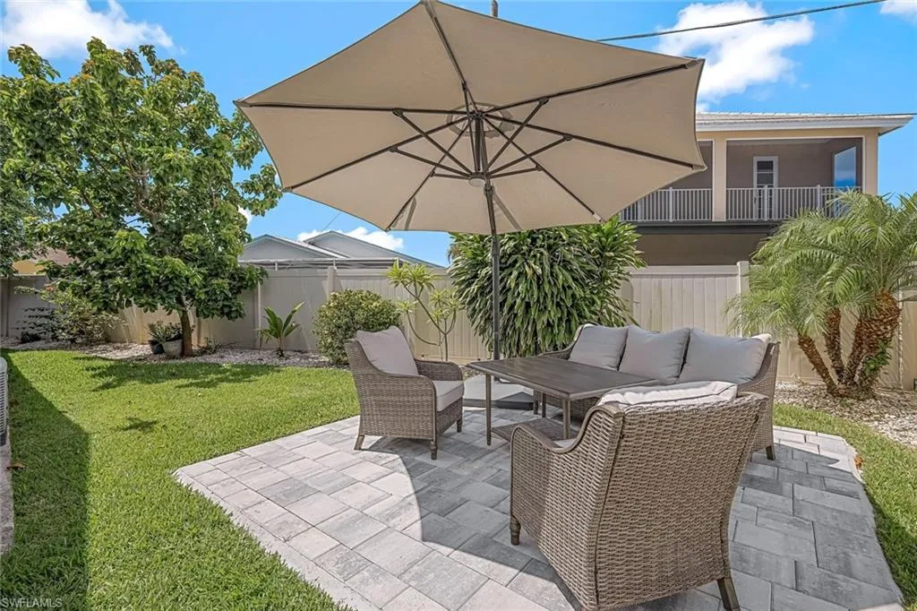 814 107th AVE, Naples, FL 34108,225014829