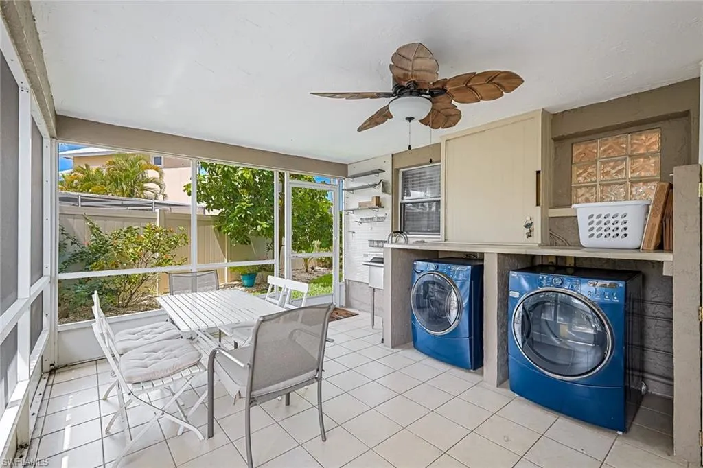 814 107th AVE, Naples, FL 34108,225014829