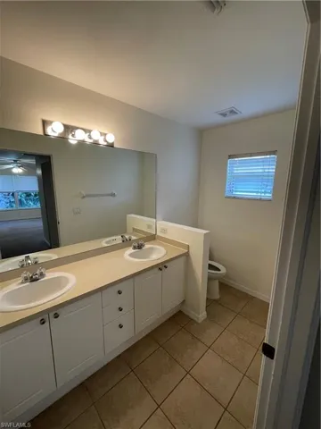1037 NE 19th  ST, Cape Coral, FL 33909