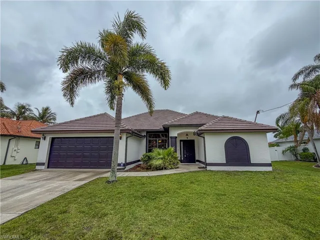 2110 Sw 38th Ter, Cape Coral, Florida 33914