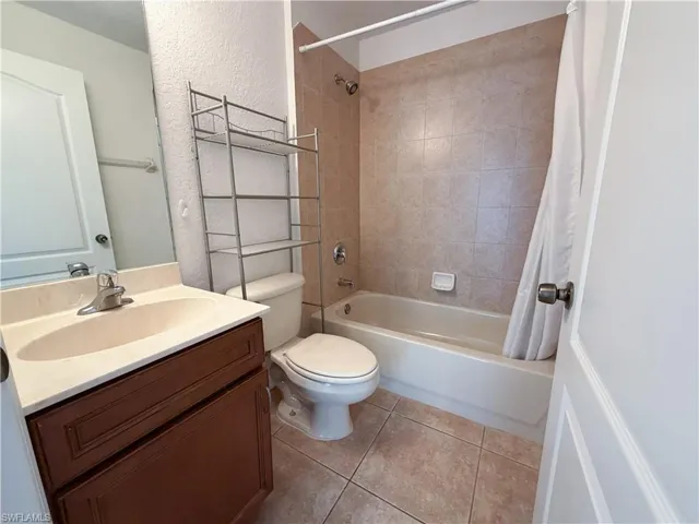2110 Sw 38th Ter, Cape Coral, Florida 33914